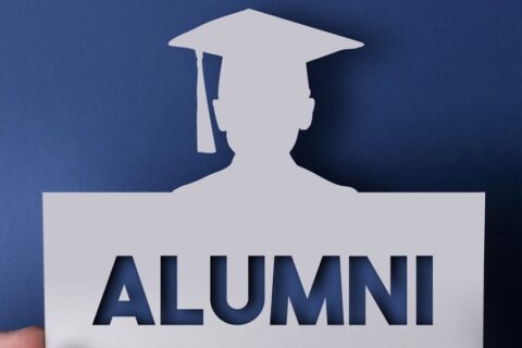 متصة رقمية “Alumni”
