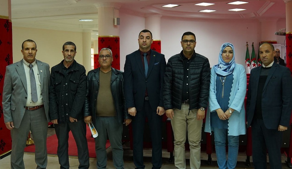يوم تكويني حول طرق وأساليب البحث عن عمل و كيفية استعمال الوسائط الرقمية