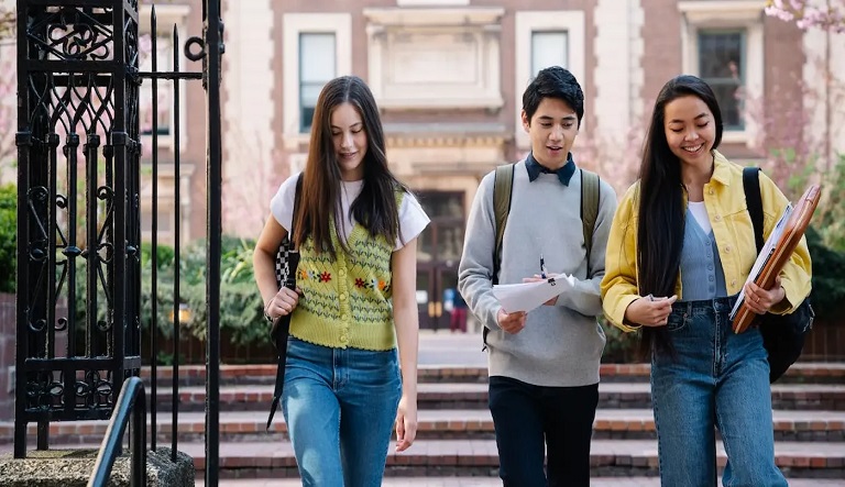 إعلان عن منحة ماستر و دكتوراه في جامعة SKKU الكورية.pdf